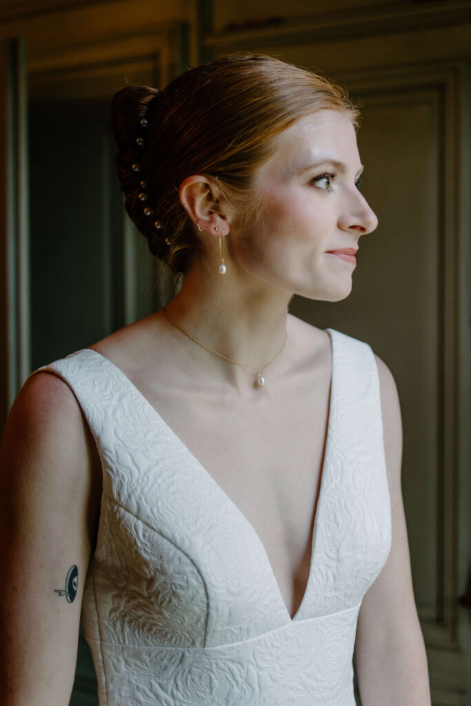 Bride prepares for her garden wedding